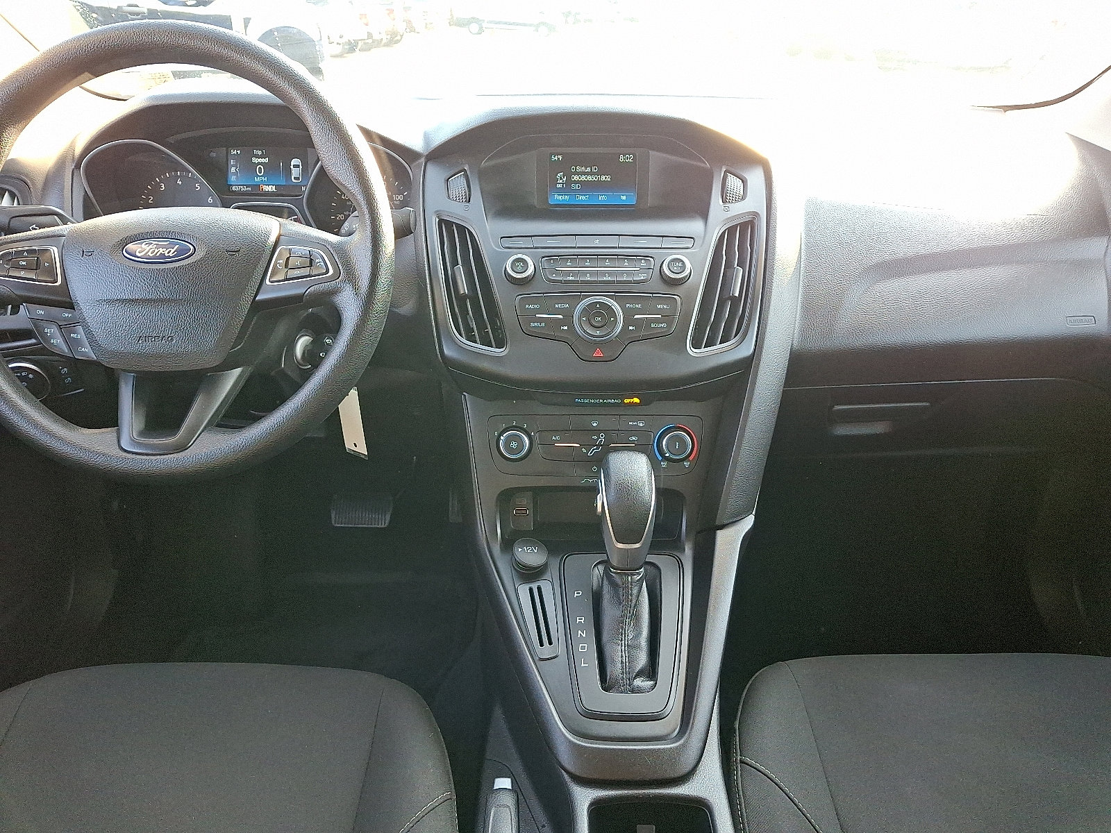 Certified 2018 Ford Focus SE w/ SE Appearance Package image 15