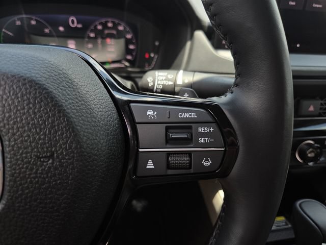 Used 2025 Honda Accord Touring image 25
