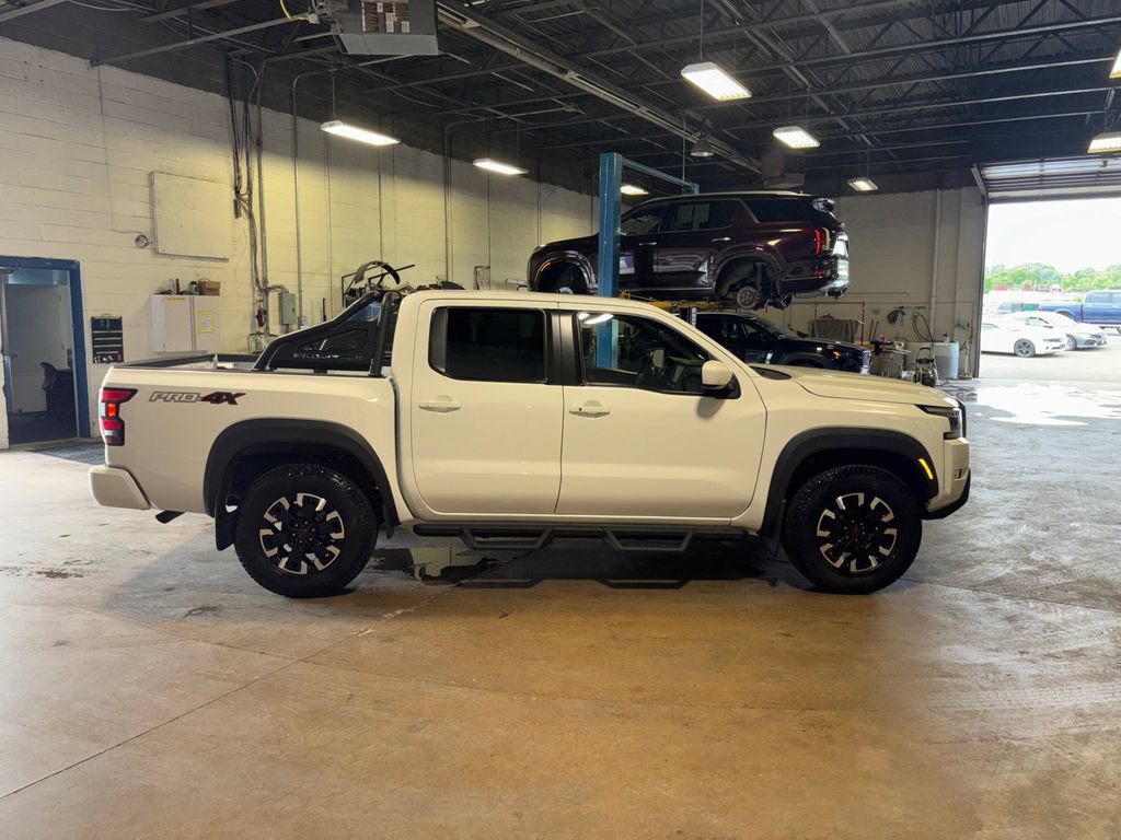 Used 2022 Nissan Frontier PRO-4X w/ Off-Road Protection Package AWD/4WD image 4