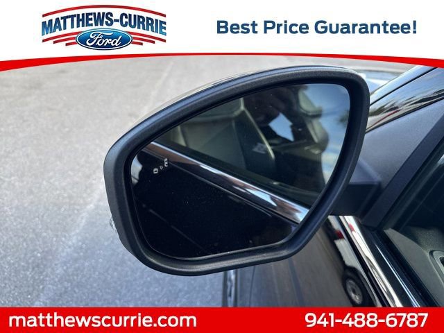 Certified 2025 Ford Expedition Active image 8