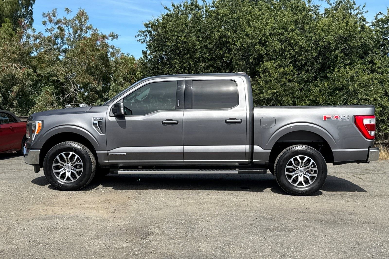 Certified 2022 Ford F150 Lariat w/ Equipment Group 501A Mid AWD/4WD image 7