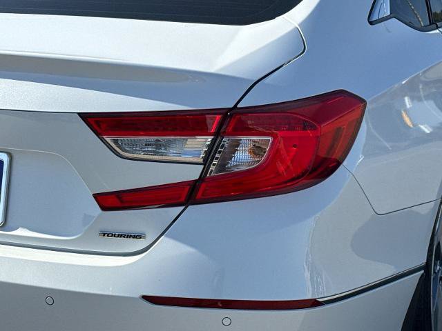 Used 2018 Honda Accord Touring image 24