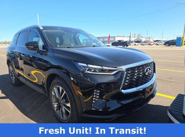 Used 2023 INFINITI QX60 Luxe AWD/4WD image 4