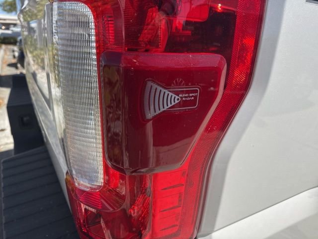 Certified 2017 Ford F350 Lariat w/ Lariat Ultimate Package image 18