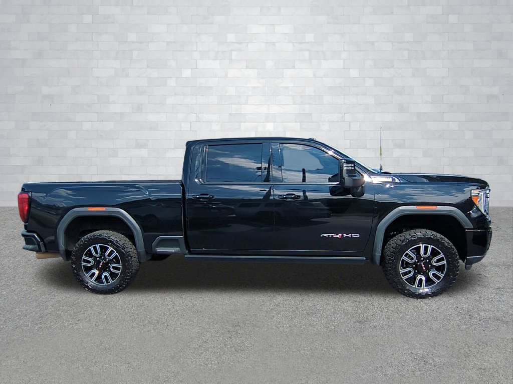 Used 2021 GMC Sierra 2500 AT4 w/ AT4 Premium Plus Package AWD/4WD image 3