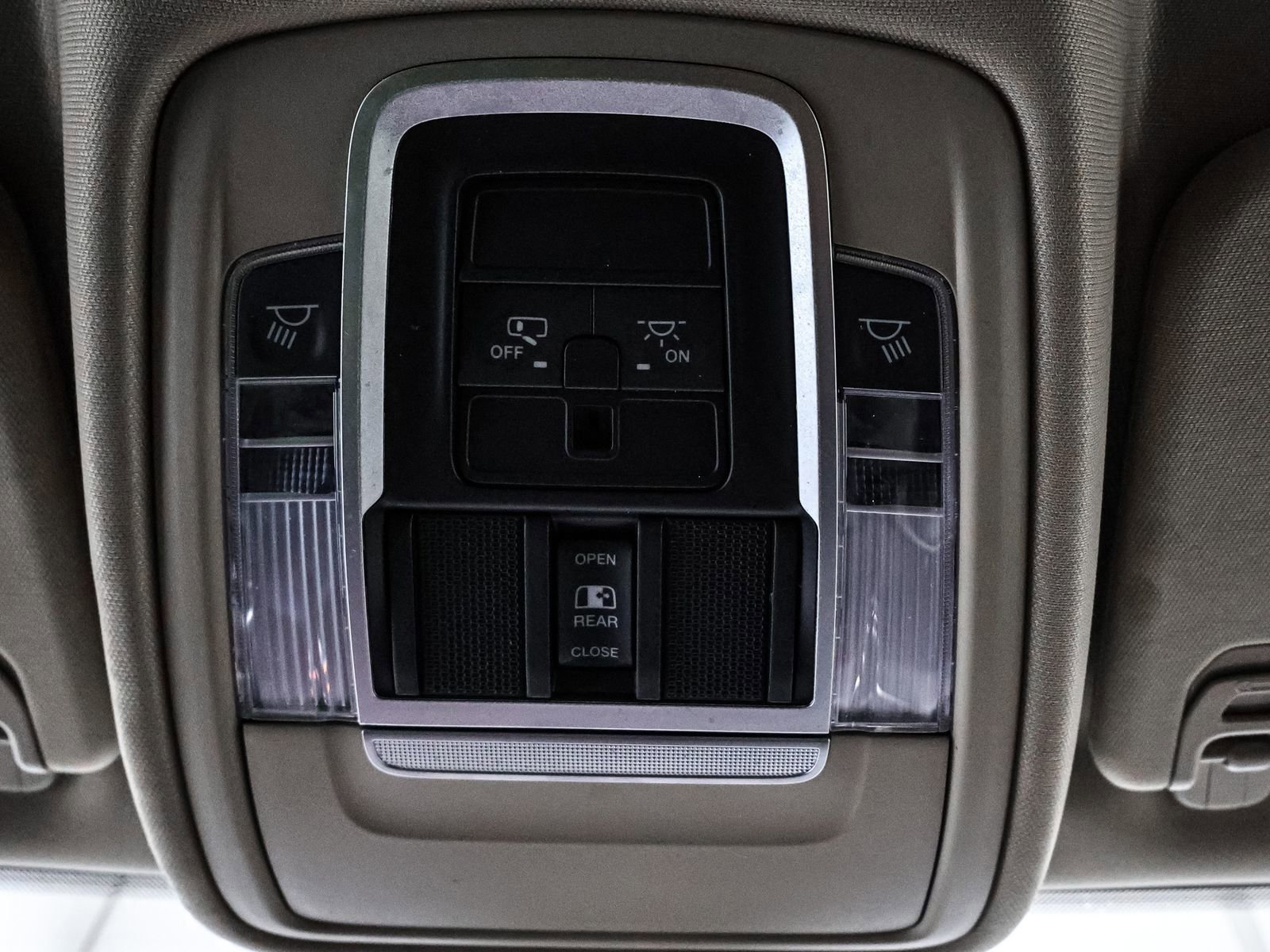 Used 2020 RAM 1500 Laramie image 33