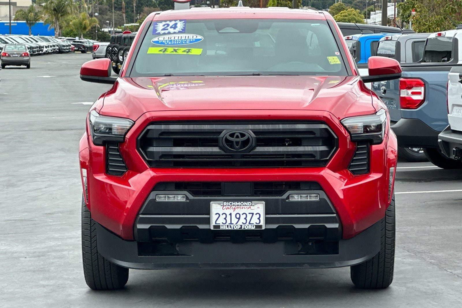 Used 2024 Toyota Tacoma SR5 AWD/4WD image 11