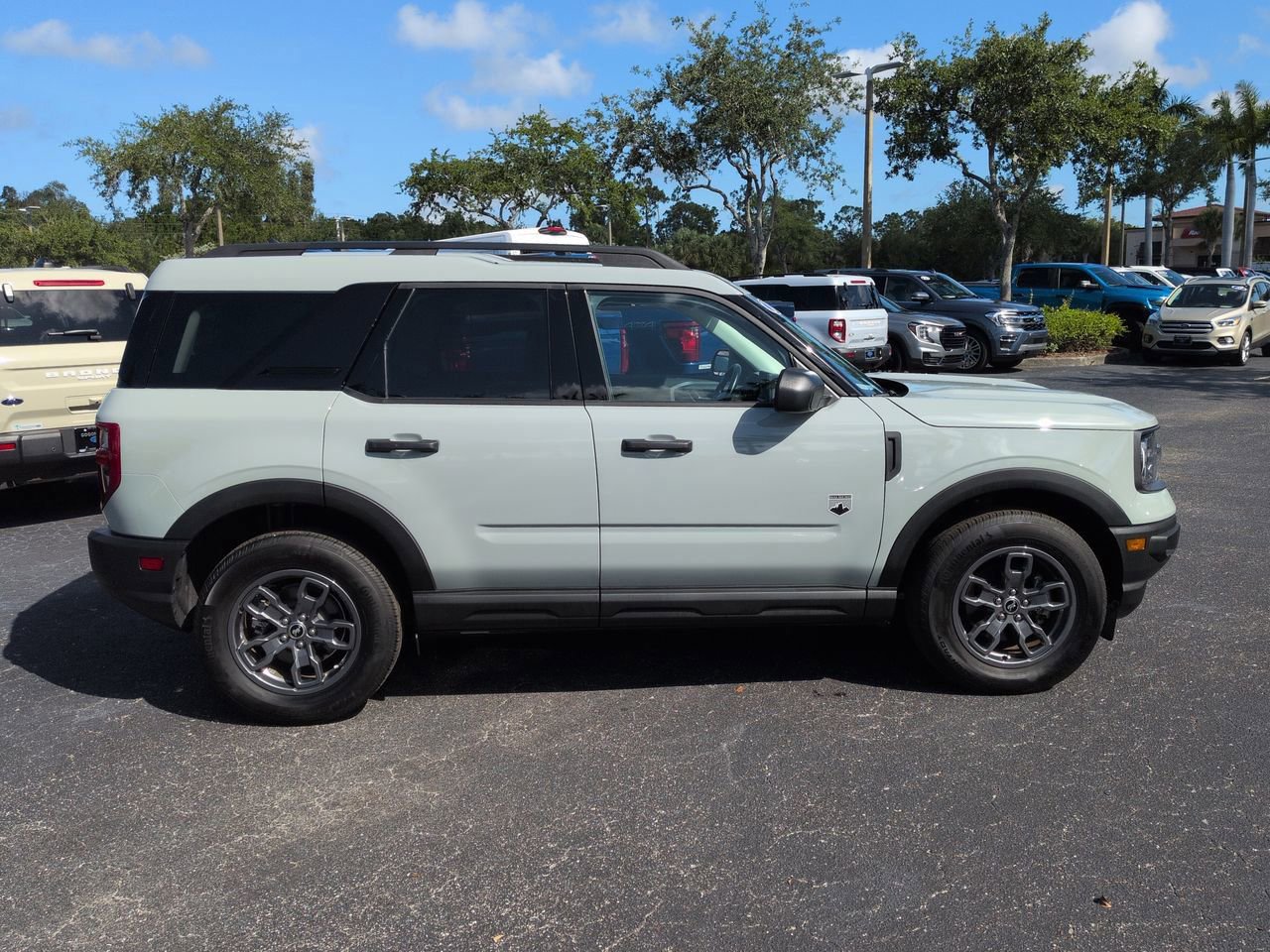 Certified 2024 Ford Bronco Sport Big Bend w/ Convenience Package AWD/4WD image 2