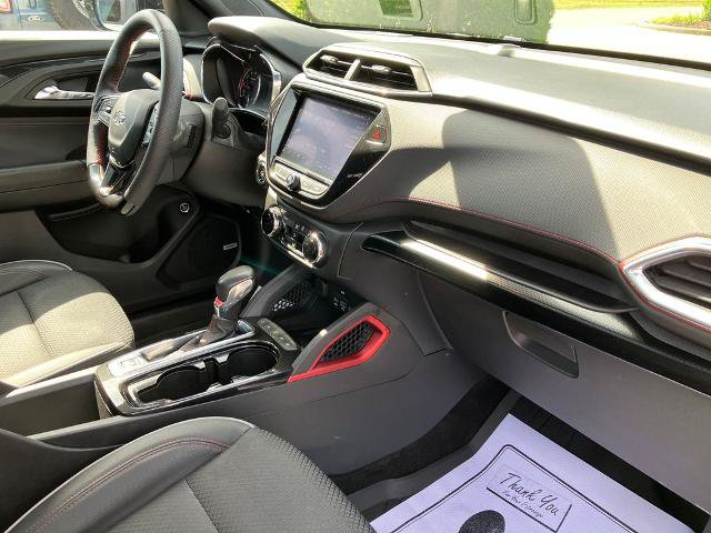 Used 2023 Chevrolet TrailBlazer RS w/ Sun and Liftgate Package FWD image 20