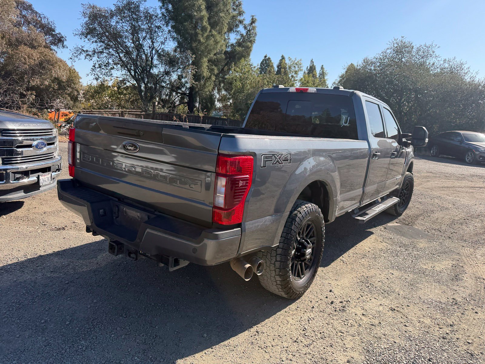 Certified 2022 Ford F350 XLT w/ Black Appearance Package AWD/4WD image 5