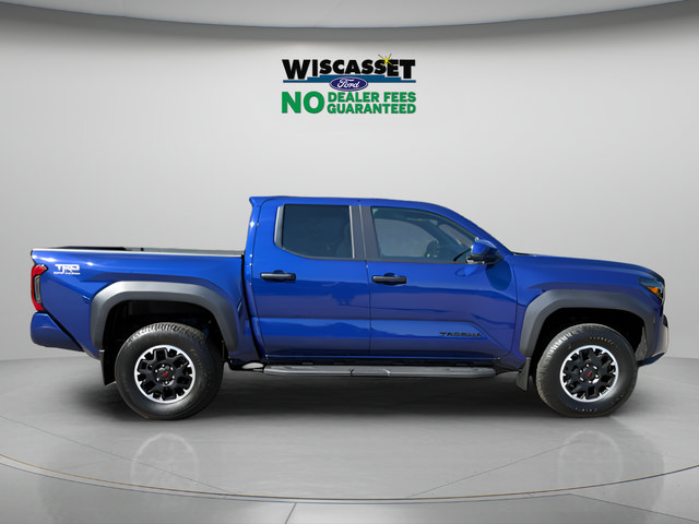 Used 2024 Toyota Tacoma TRD Off-Road AWD/4WD image 6