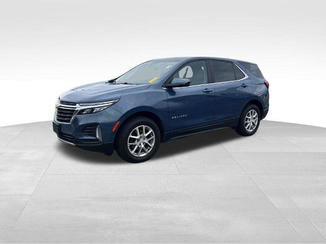 Used 2024 Chevrolet Equinox LT AWD/4WD image 2