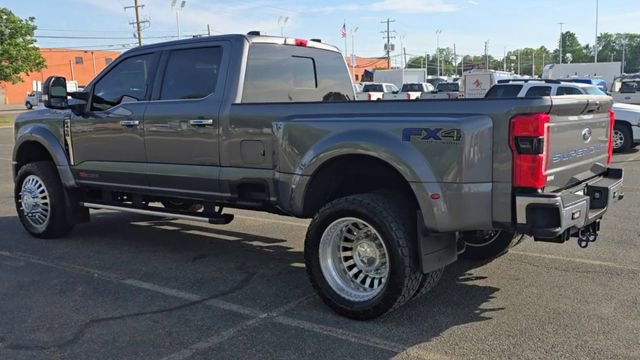 Certified 2024 Ford F450 Lariat w/ Chrome Package AWD/4WD image 7