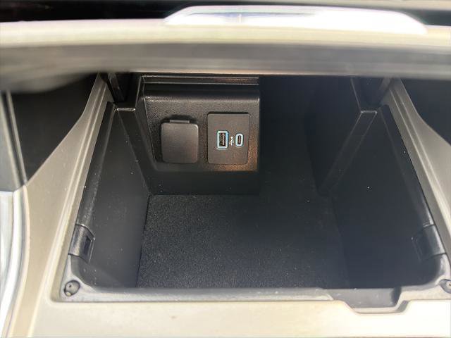 Certified 2022 Ford Explorer Limited w/ Limited Technology Package image 20