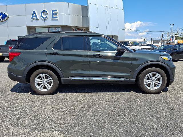 Certified 2023 Ford Explorer XLT w/ Equipment Group 202A AWD/4WD image 7