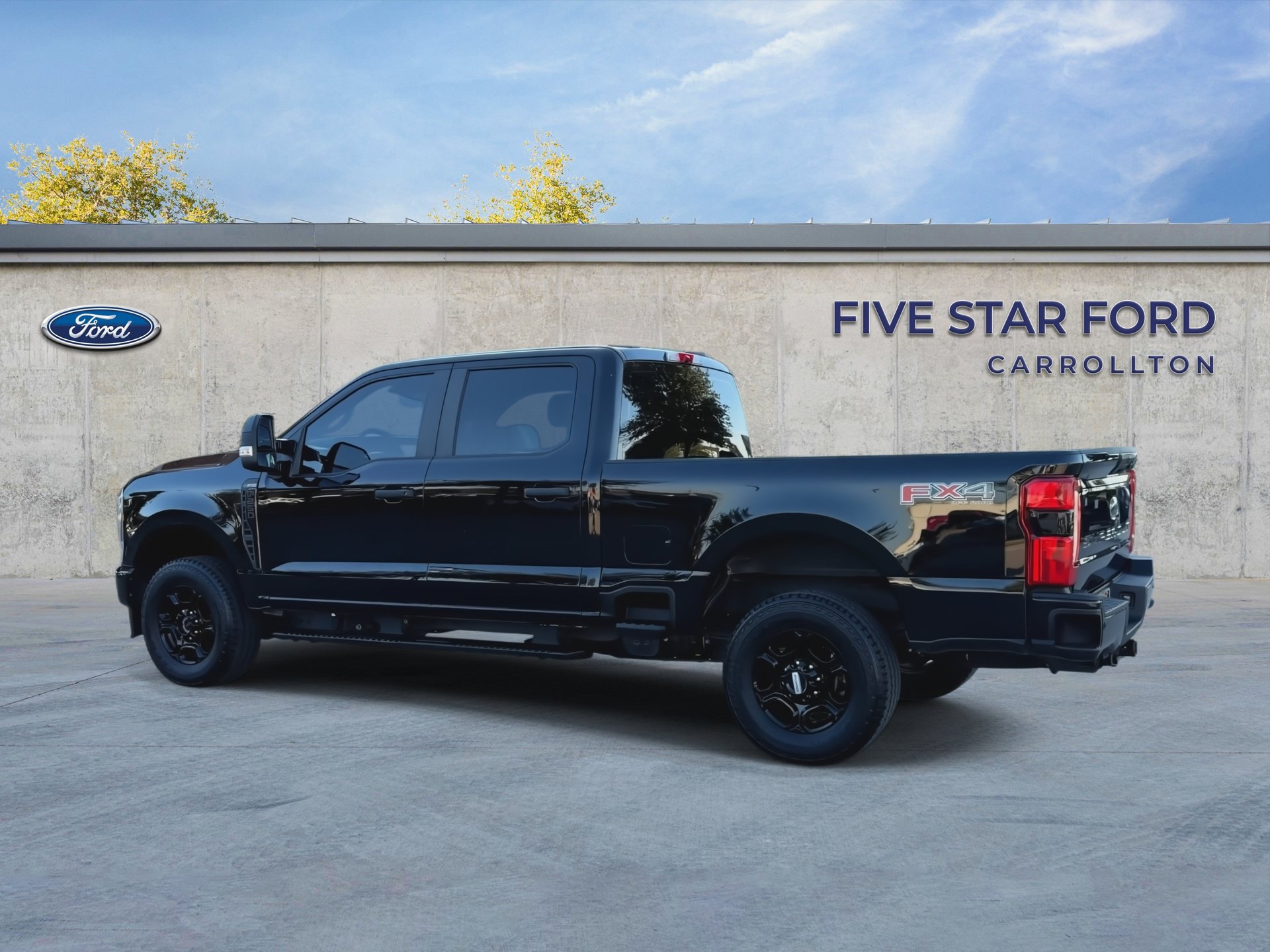 Certified 2024 Ford F250 XL w/ STX Appearance Package AWD/4WD image 8