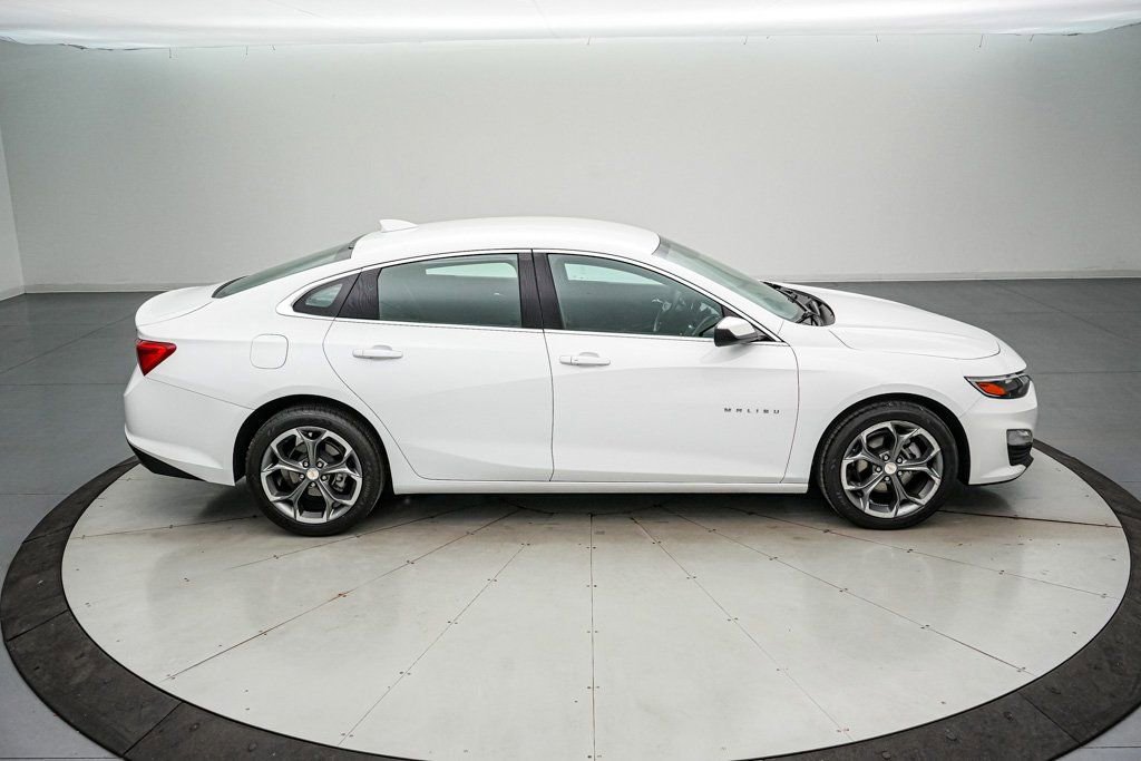 Used 2024 Chevrolet Malibu LT image 6