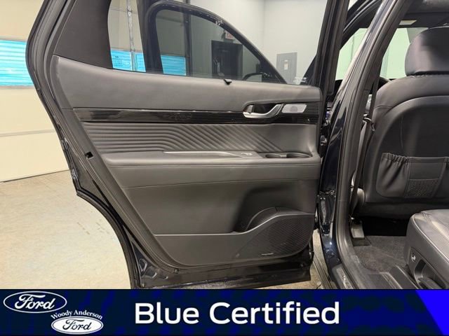 Used 2023 Hyundai Palisade Calligraphy w/ Cargo Package image 28