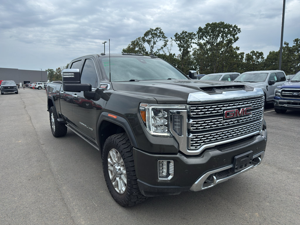Used 2023 GMC Sierra 2500 Denali AWD/4WD image 3