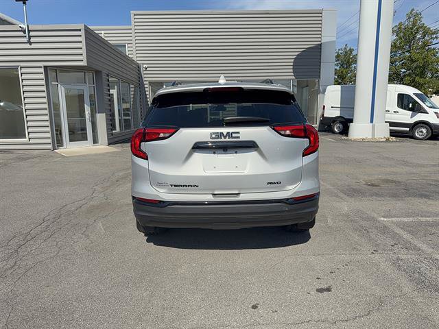 Used 2020 GMC Terrain SLT w/ Preferred Package AWD/4WD image 9