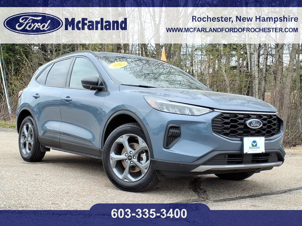 Certified 2025 Ford Escape ST-Line AWD/4WD image 1