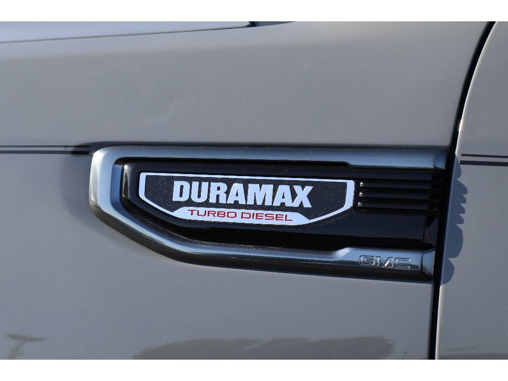 Used 2024 GMC Sierra 1500 AT4 w/ Technology Package AWD/4WD image 12