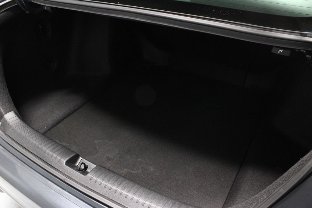 Used 2025 Honda Accord SE image 15
