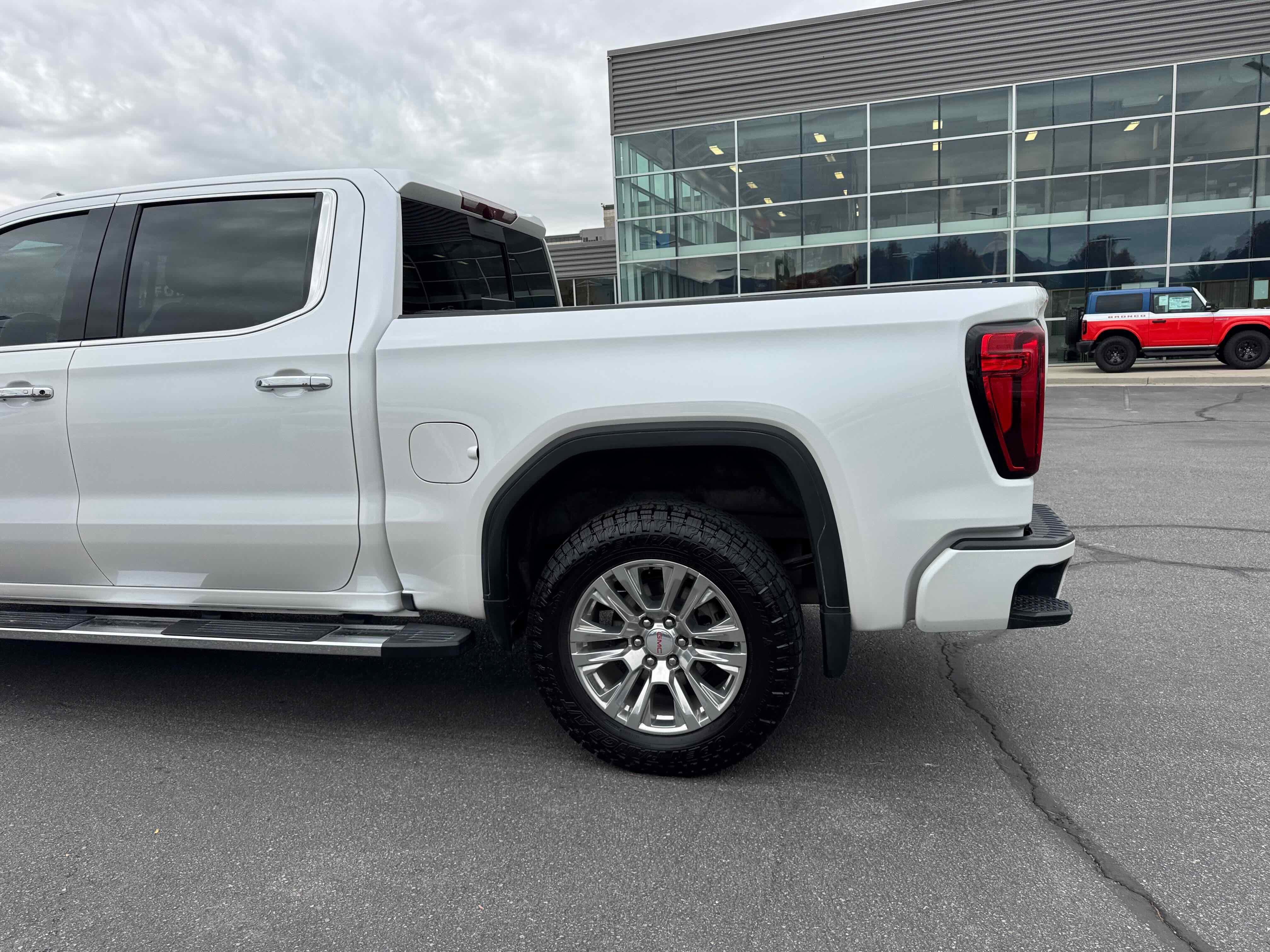 Used 2023 GMC Sierra 1500 Denali w/ Technology Package image 4