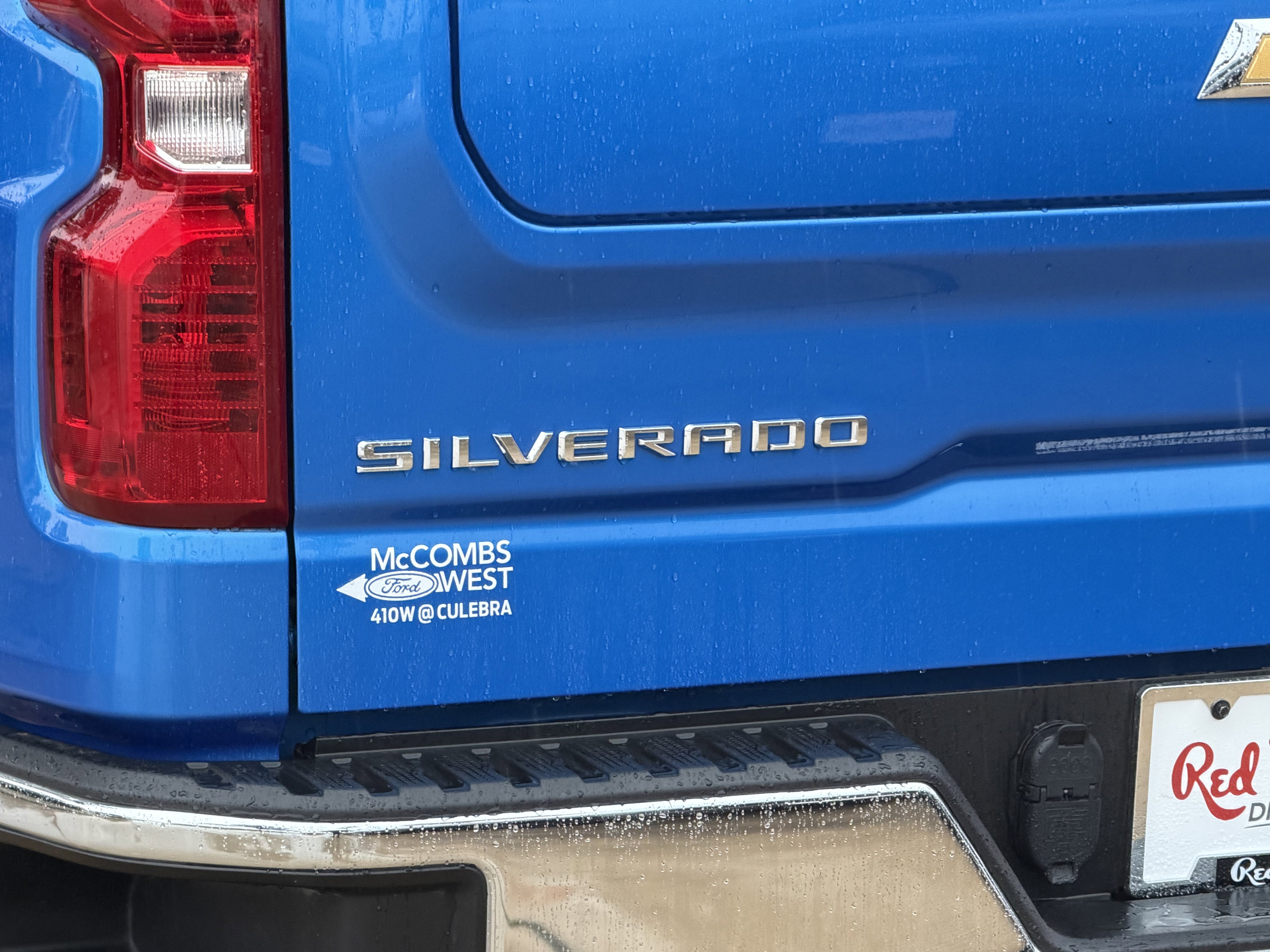 Used 2025 Chevrolet Silverado 1500 LT AWD/4WD image 12