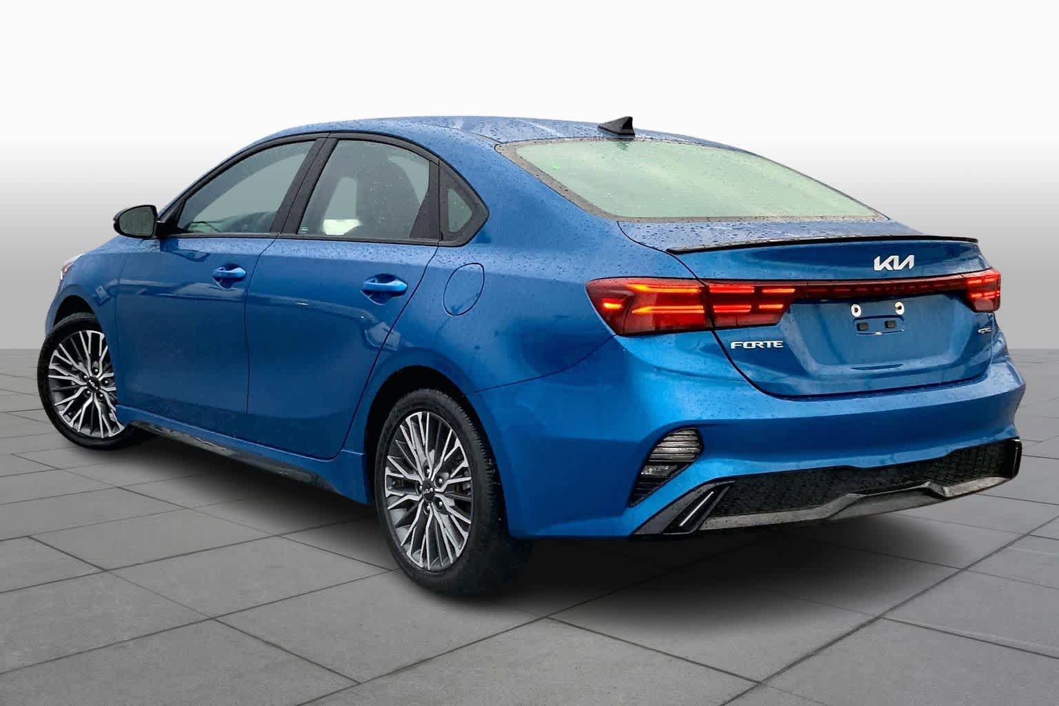 Used 2023 Kia Forte GT-Line w/ GT-Line Premium Package FWD image 11