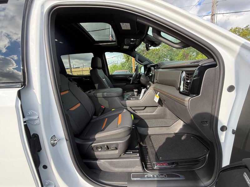 Used 2026 GMC Sierra 1500 AT4 w/ AT4 Premium Package AWD/4WD image 14