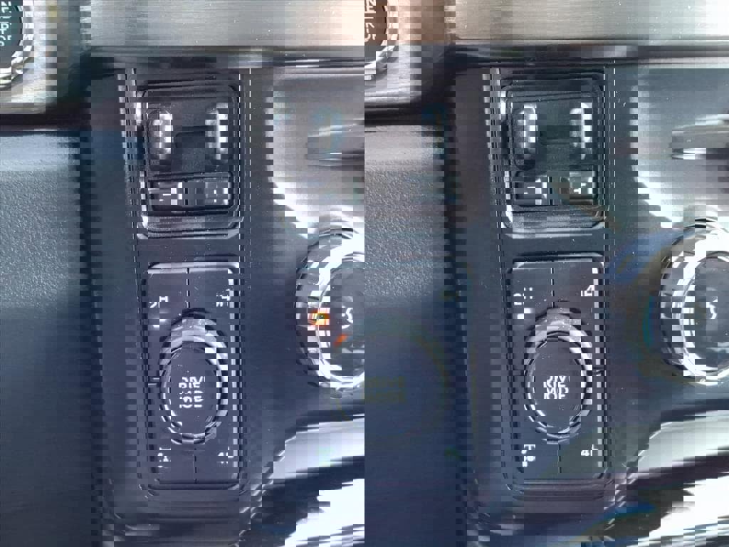 Certified 2023 Ford F250 Lariat image 30