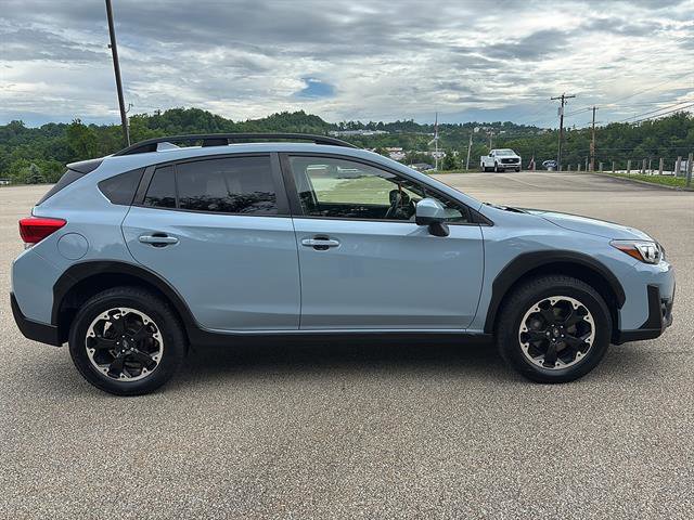 Used 2022 Subaru Crosstrek 2.0i Premium w/ Moonroof Package AWD/4WD image 5