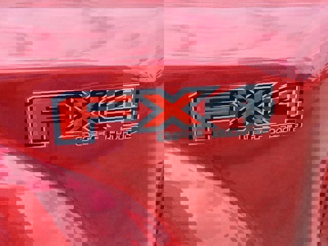 Certified 2020 Ford F450 Platinum w/ FX4 Off-Road Package image 38