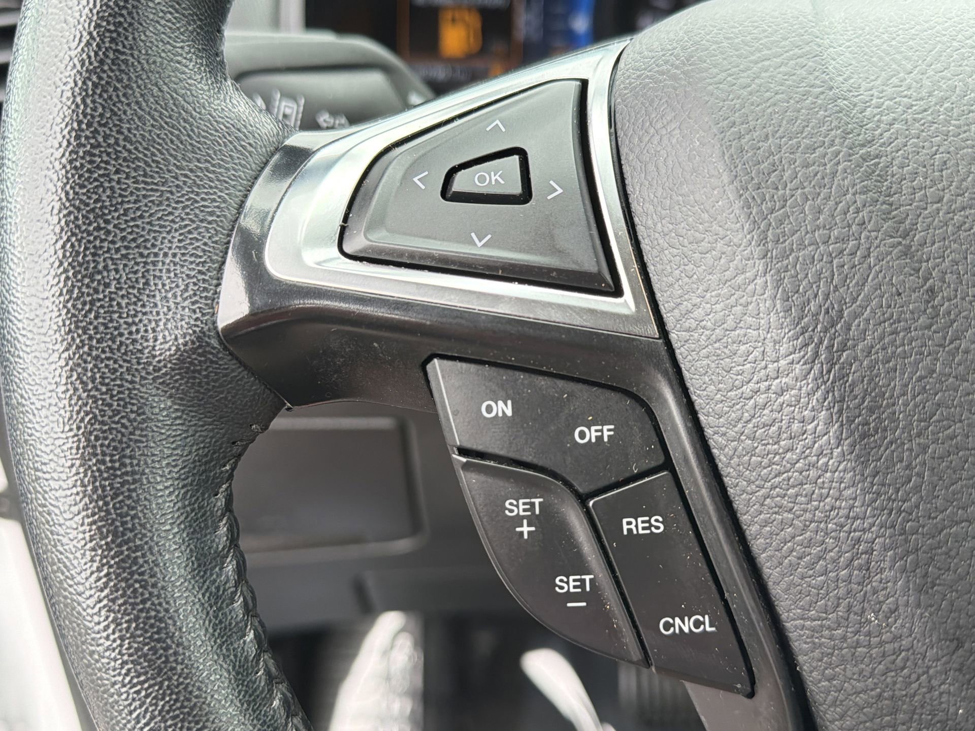 Certified 2024 Ford Edge SEL image 19