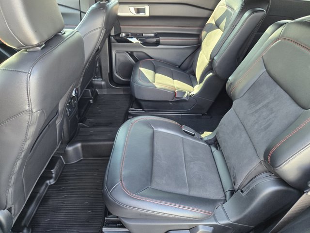 Certified 2023 Ford Explorer ST-Line w/ Class IV Trailer Tow Package image 29