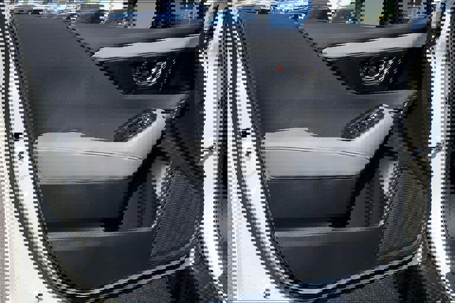 Used 2024 Subaru Outback Premium AWD/4WD image 21