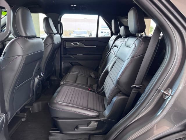 Certified 2025 Ford Explorer ST-Line RWD image 13