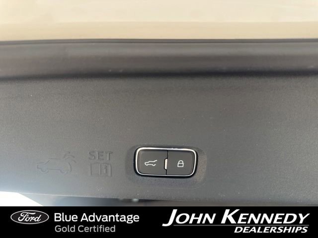 Certified 2025 Ford Expedition Active AWD/4WD image 41