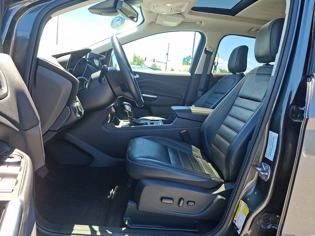 Certified 2019 Ford Escape Titanium AWD/4WD image 13