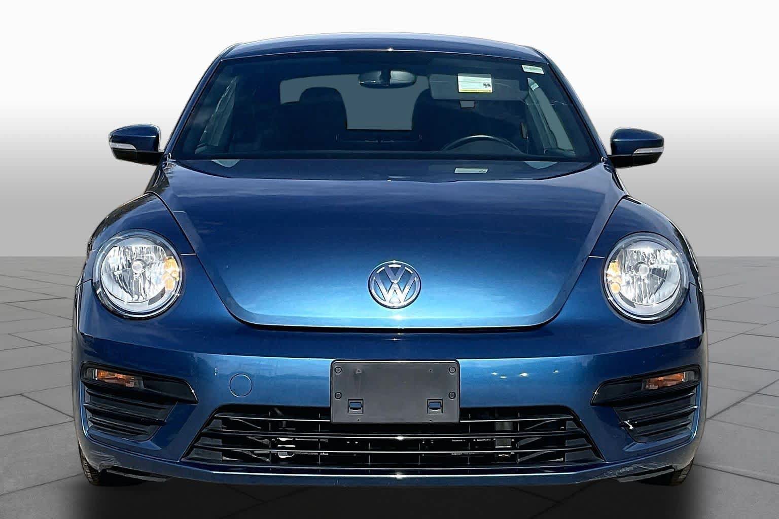 Used 2019 Volkswagen Beetle 2.0T S FWD image 4