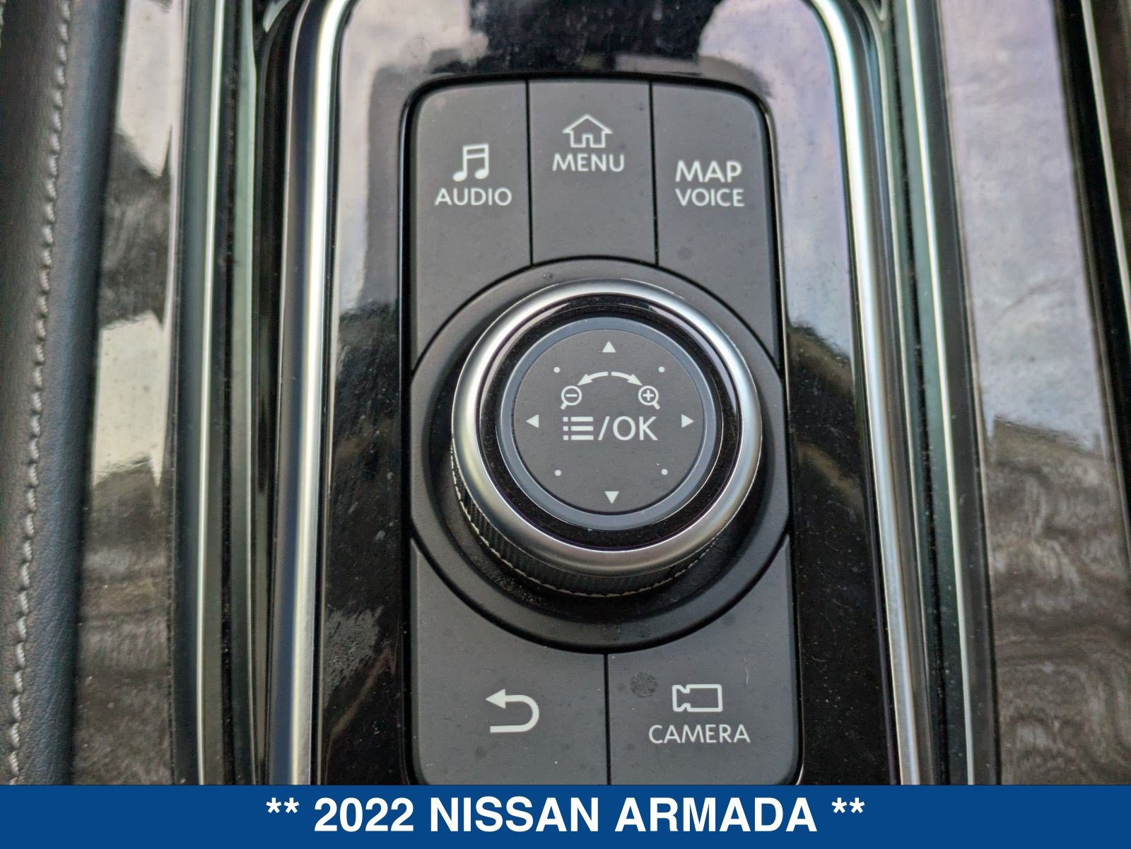 Used 2022 Nissan Armada Platinum w/ Captain's Chairs Package RWD image 37