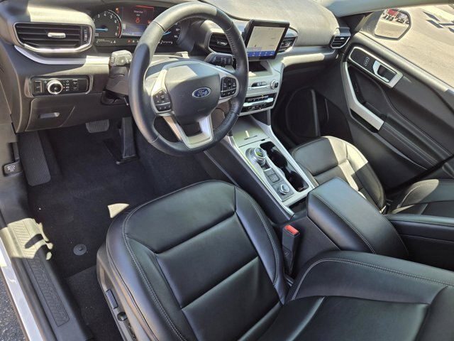 Certified 2023 Ford Explorer XLT w/ Equipment Group 202A AWD/4WD image 21