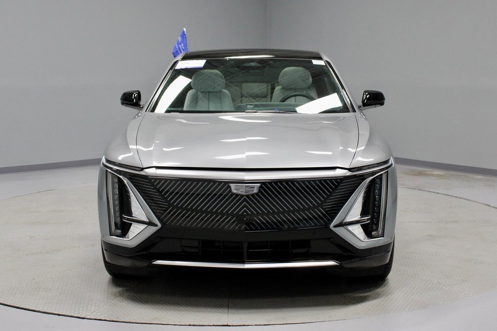 Used 2024 Cadillac Lyriq Luxury image 8