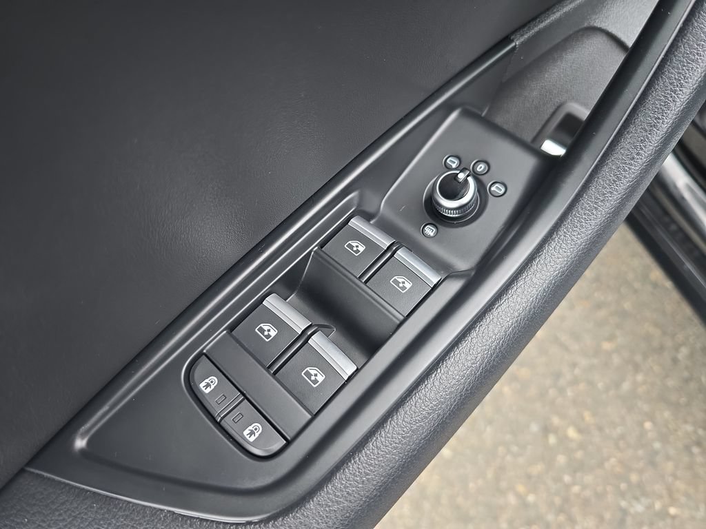 Used 2021 Audi A4 2.0T Premium w/ Convenience Package AWD/4WD image 20