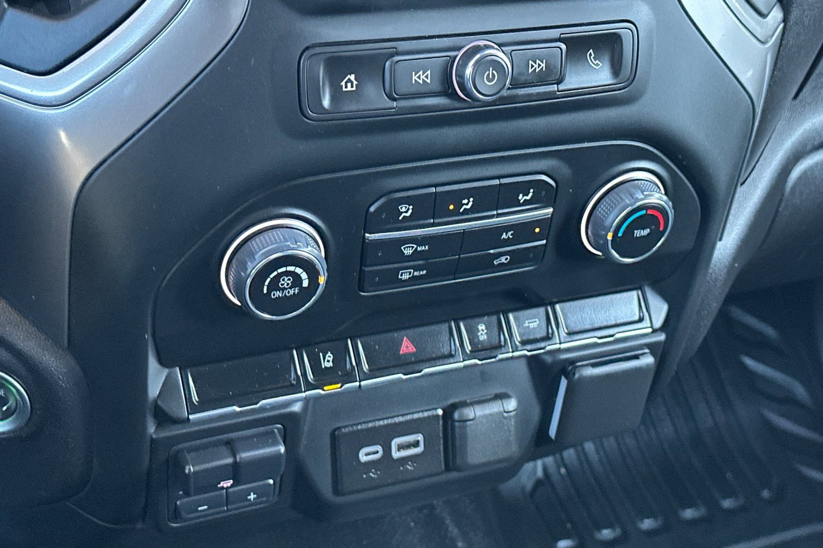 Used 2024 Chevrolet Silverado 2500 W/T w/ WT Convenience Package image 18