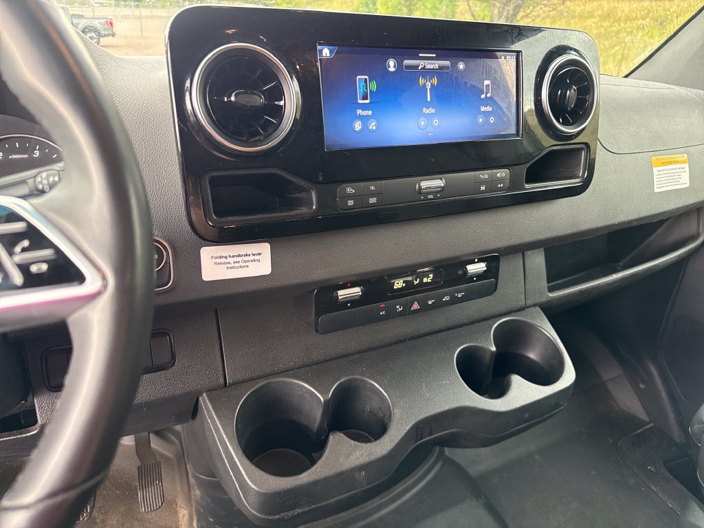 Used 2025 Mercedes-Benz Sprinter 2500 image 17