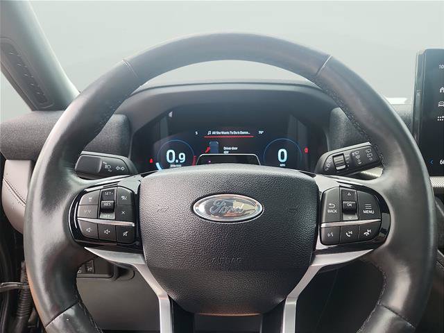 Certified 2025 Ford Explorer Platinum w/ LUX Leather Package AWD/4WD image 18