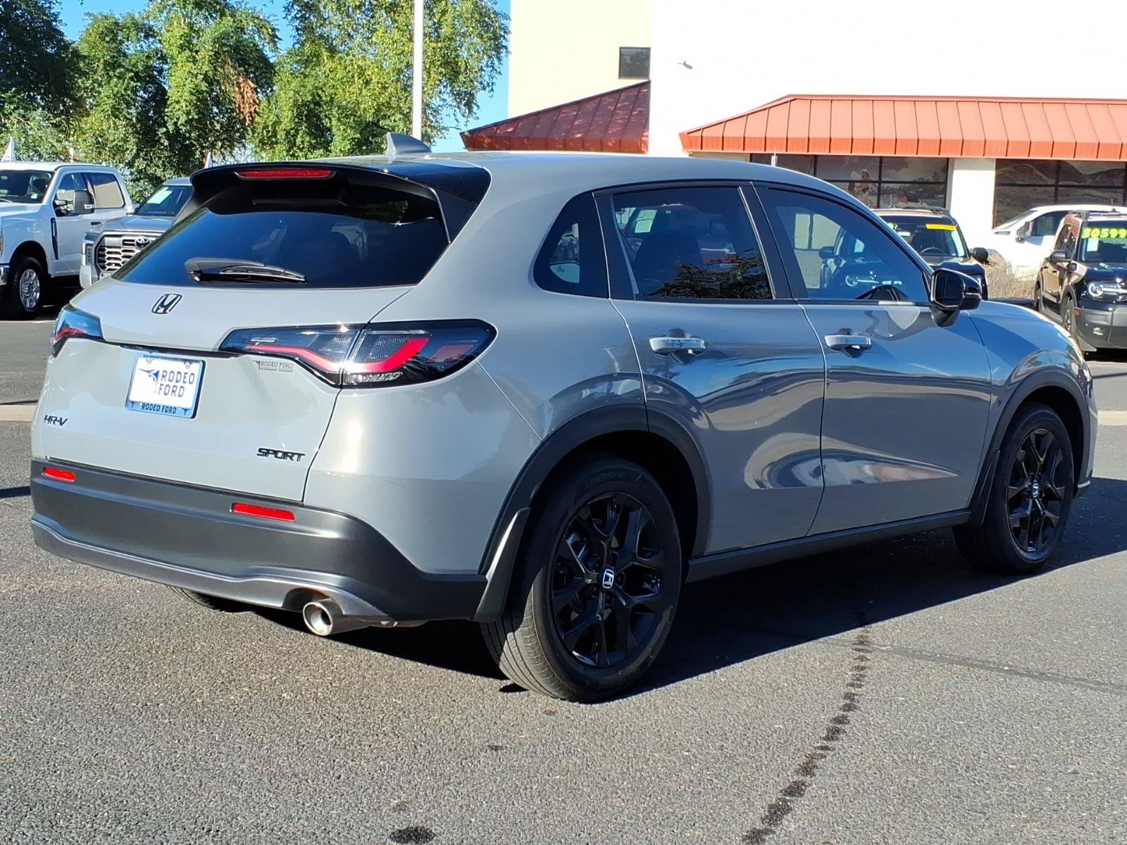Used 2025 Honda HR-V Sport image 4