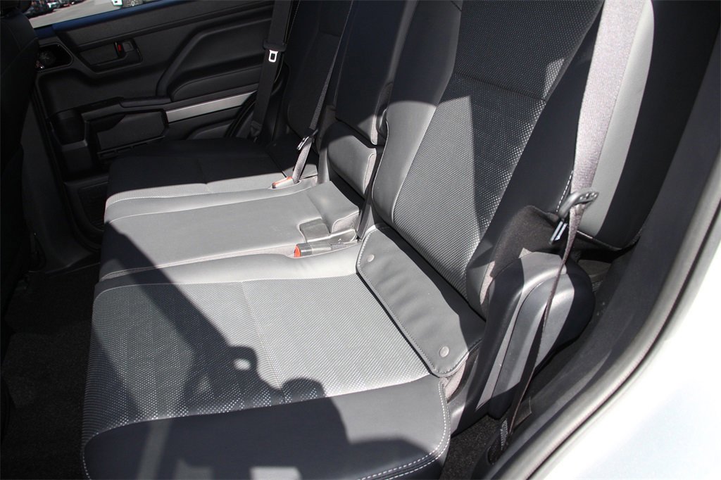 Used 2025 Toyota 4Runner TRD Off-Road Premium w/ Tow Technology Package image 21